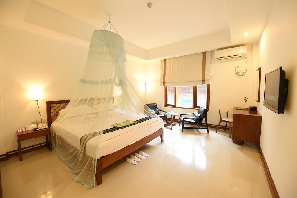 Zfreeti Hotel Nyaung-U Exterior foto